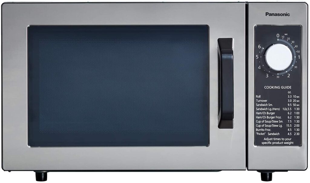Panasonic NE-1025F Light-Duty Countertop Microwave Oven for seniors
